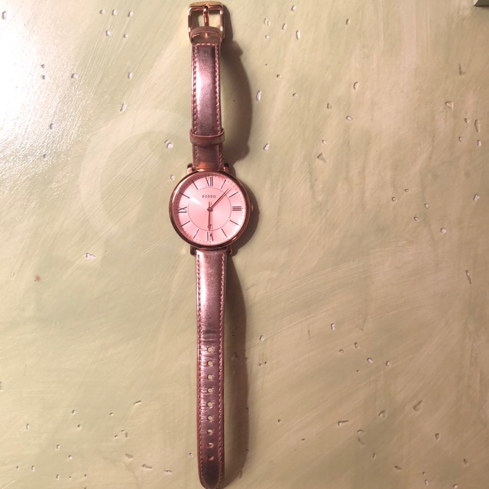 Fossil rose gold watch